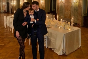 巴里成绩不佳，球迷私信诅咒球员妻子：希望你们全家老小癌症死绝