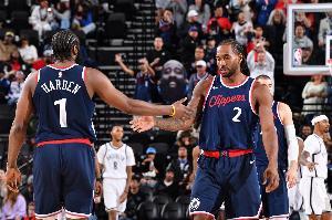 小卡谈55分平哈登队史纪录：与其冒险去破纪录 我更宁愿打下一场