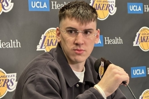 拉拉维亚回答小吧提问：卢卡的传球无法预料 要随时做好接球准备