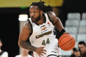 解说：辽宁输球的根源是联赛得分榜排第9的威尔斯没有出战