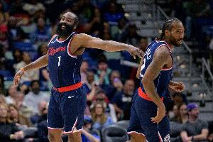 卢：莱昂纳德终于没时间限制了 这让哈登能打无球 减少了体力消耗