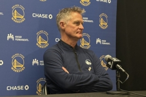 科尔回答小吧：对阵篮网要保护好球 背靠背要让状态好的球员登场