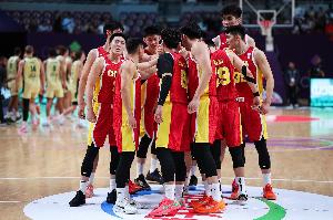 中国男篮今年1211次登各平台热搜 中国篮球之队累计收视率5.05亿