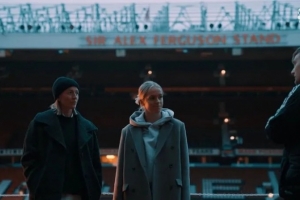 曼联女足官宣新援时不慎泄露另一笔交易，球迷：至少保留点悬念啊