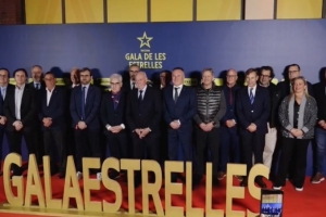 最大赢家！每体：巴萨在加泰足协举行的颁奖典礼斩获六项大奖