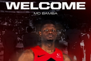 本赛季在G联盟场均16+12！猛龙官宣班巴加盟：欢迎加入球队！