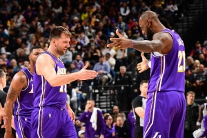 帕森斯：湖人经历了些起伏但没必要恐慌 在内卷的西部仍排在前列