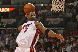 韦德：我生涯第二赛季应该拿进步最快球员奖 当时场均分提高了8分