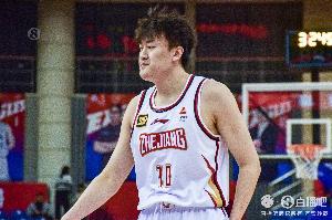 高效表现！刘泽一7中6拿到14分5板2助 正负值+19最高