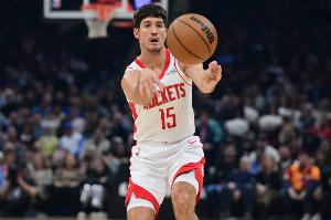 别犹豫大胆投！谢泼德12中6贡献13分3助2断 三分5中1略铁