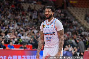 生龙活虎！克里斯11中5拿下20分9板3助2帽 罚球10中10