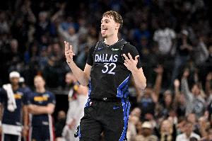 效率不高！弗拉格半场13中4&三分6中1拿到9分3板3助 得分全在次节