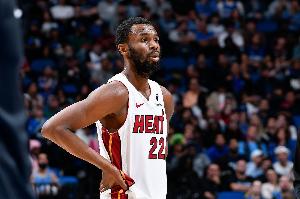 攻防一体！维金斯10中6拿19分5板6助3断3帽填满数据栏 正负值+28