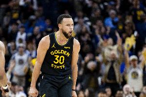 生涯得分超越加内特！库里：他们都是传奇 我真的倍感荣幸！