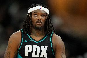 杨瀚森机会增加！开拓者VS独行侠：罗威出战成疑 格兰特缺阵