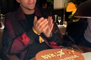 好大哥！姆巴佩晒照为弟弟伊桑庆祝生日：祝你一切顺利