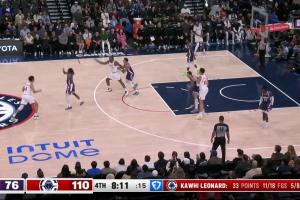 🤪咋想的？小卡末节带着9个替补打 暂停后依旧不下