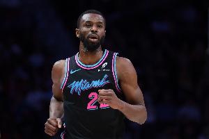 维金斯：希望有生之年能去看有“不同物种”的地方 了解宇宙事物