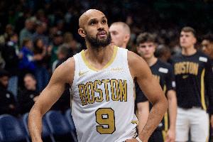 末节13分2板2帽！美记：一到第四节 德里克·怀特就会变得不一样