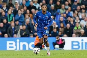 英超单场对抗成功、解围皆10+，近8个赛季切尔西队内仅福法纳做到