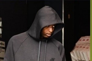 阿努诺比个人PE鞋款！灵感来源于他最爱的网球和温网发源地！