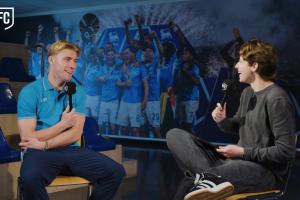 22岁霍伊伦：和亚马尔比我确实算老 离队因曼联明确告知不在计划