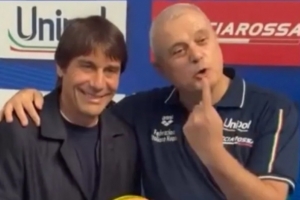 好友：孔蒂认为自己必须始终保持一种愤怒的状态来激励球员