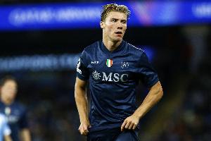 曼联共入账5000万！罗马诺：那不勒斯确认明夏将4400万买断霍伊伦