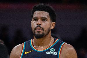 活塞官方：托拜亚斯·哈里斯左髋扭伤 本场比赛不会回归！