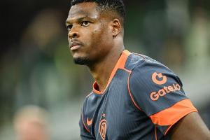 跟队记者：邓弗里斯预计1月20返回国米，目标3月初重返赛场