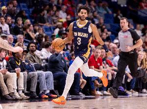 打得可以！普尔半场6中3拿到12分1板2助