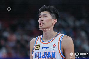 百步穿杨！邹阳17中13砍生涯新高35分 三分9中7