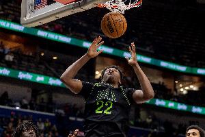 追一波！奎因补防大帽&墨菲反击暴扣 鹈鹕9-0追上比分