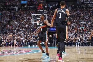 韧性十足！马刺完成19分逆转创球队赛季新高 此前曾18分逆转