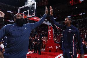 卡位战！ESPN明日胜率预测：快船为80.3% 爵士仅有19.7%