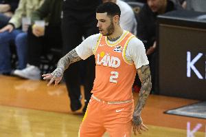 大球近两场DNP！阿特金森：并非永久性决策 季后赛仍需要他的助力