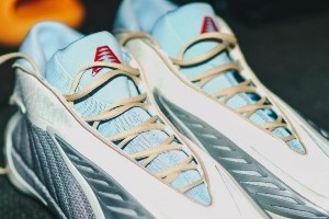 2026马年到！森林狼社媒晒爱德华兹今日穿的中国新年CNY配色AE 2