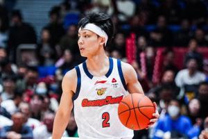 媒体人：广东过程比结果更难看&被打爆了 徐杰几乎是广东全部体系