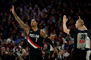 就负责得分！凯莱布·乐福总得分及三分命中总数领衔双向合同球员