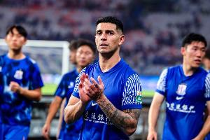 徐江评路易斯：拿不到续约合同就泼脏水，挺下作的，这波我站申花