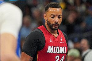 斯波：鲍威尔总能在乱战中得分 活塞防守强硬这正是我们需要的