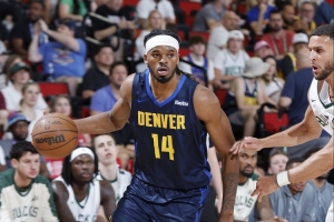 残阵雪上加霜！掘金霍姆斯首发 开场80秒吃到2次犯规下场