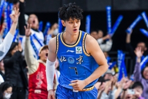 北京VS广厦首发：曾凡博首发出战携手周琦VS胡金秋、孙铭徽