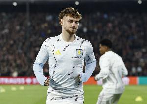 罗马诺：夏洛特FC有意租借埃利奥特，但球员目前不考虑去美职联