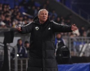 记者：切尔西名宿佩特雷斯库一切安好，并没有患癌症