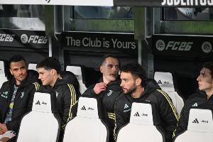 米体：奥蓬达、戴维轮换搭档伊尔迪兹 米利克小腿不适再次受伤