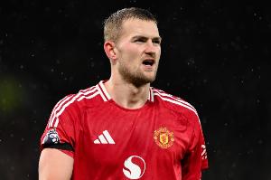 利好！英媒：德里赫特恢复场地训练，接近参加球队合练