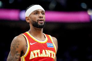 亚历山大-沃克：今晚的胜利是全队上下齐心协力的成果